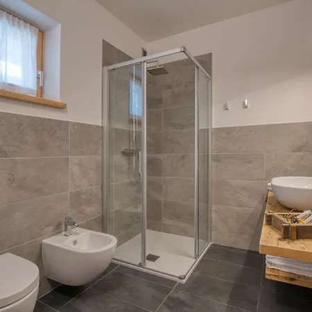 Agritur Maso Librar مزرعة للإقامة *